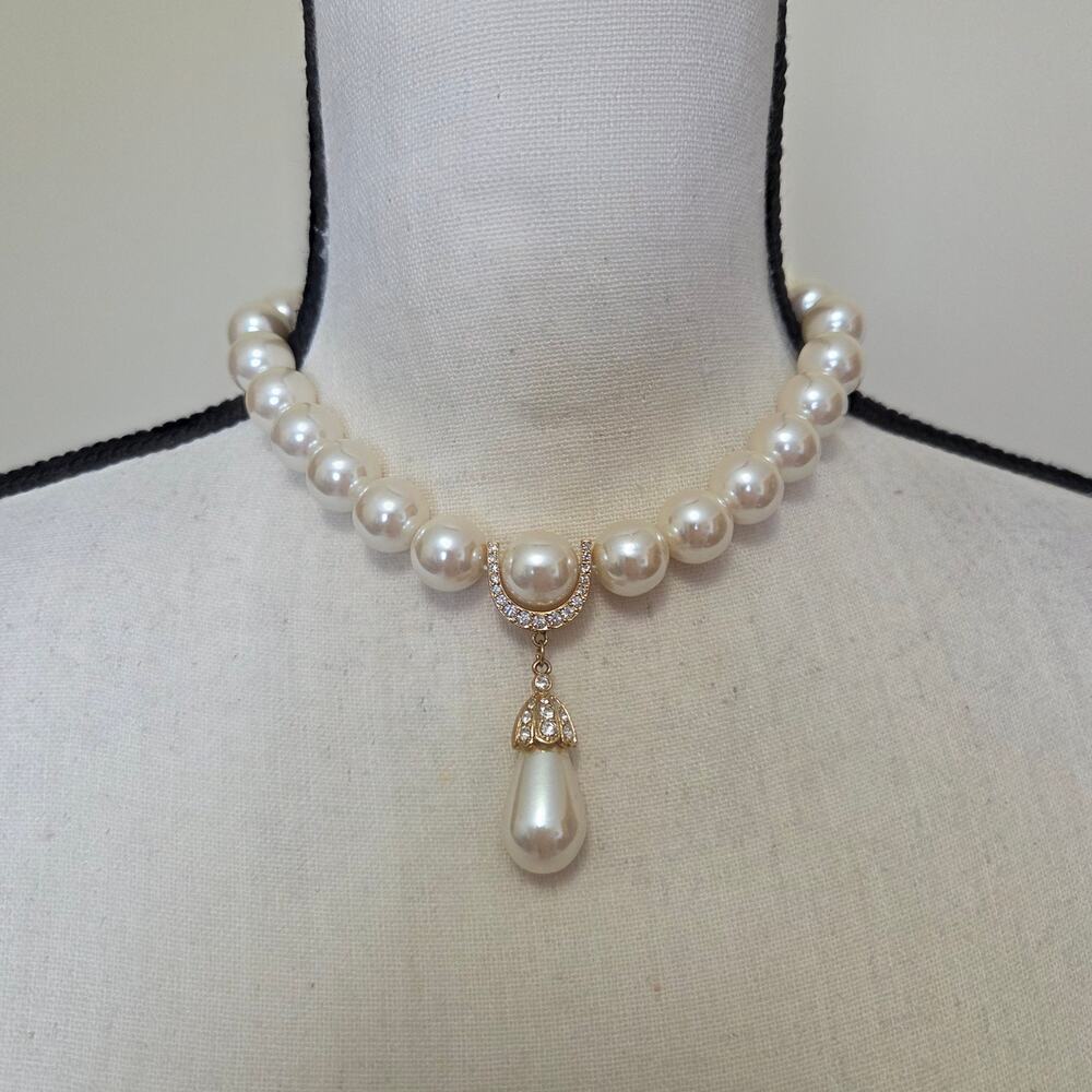 Vintage Marvella Faux Pearl Rhinestone Choker Necklace Ivory Gold Bridal - Picture 3 of 13